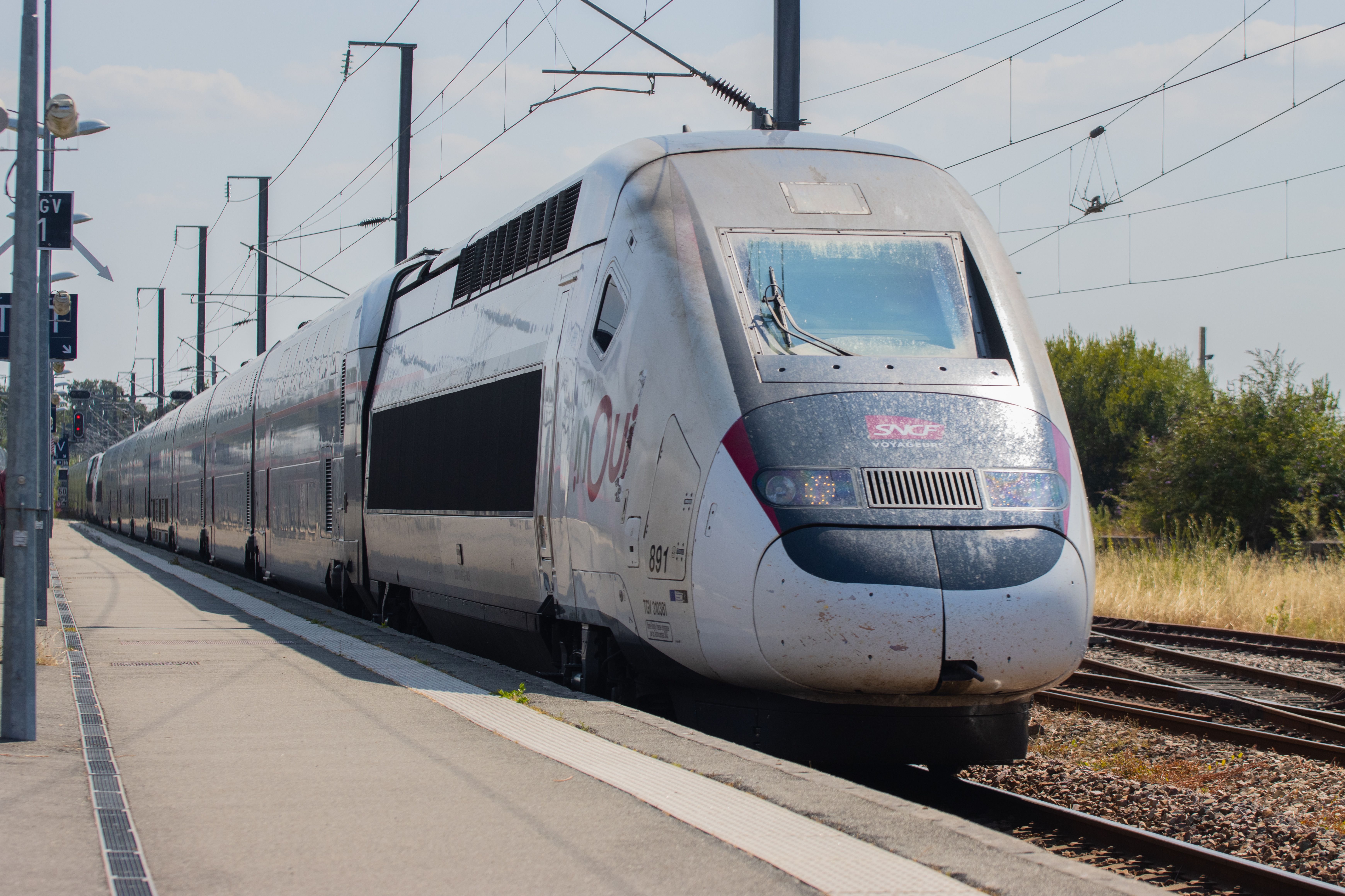 România ar putea avea trenuri de 250 km/h spre Europa. Cât ar dura călătoria București–Budapesta